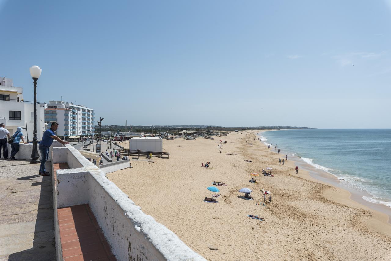 Joguida Flat Apartamento Armação de Pêra Exterior foto